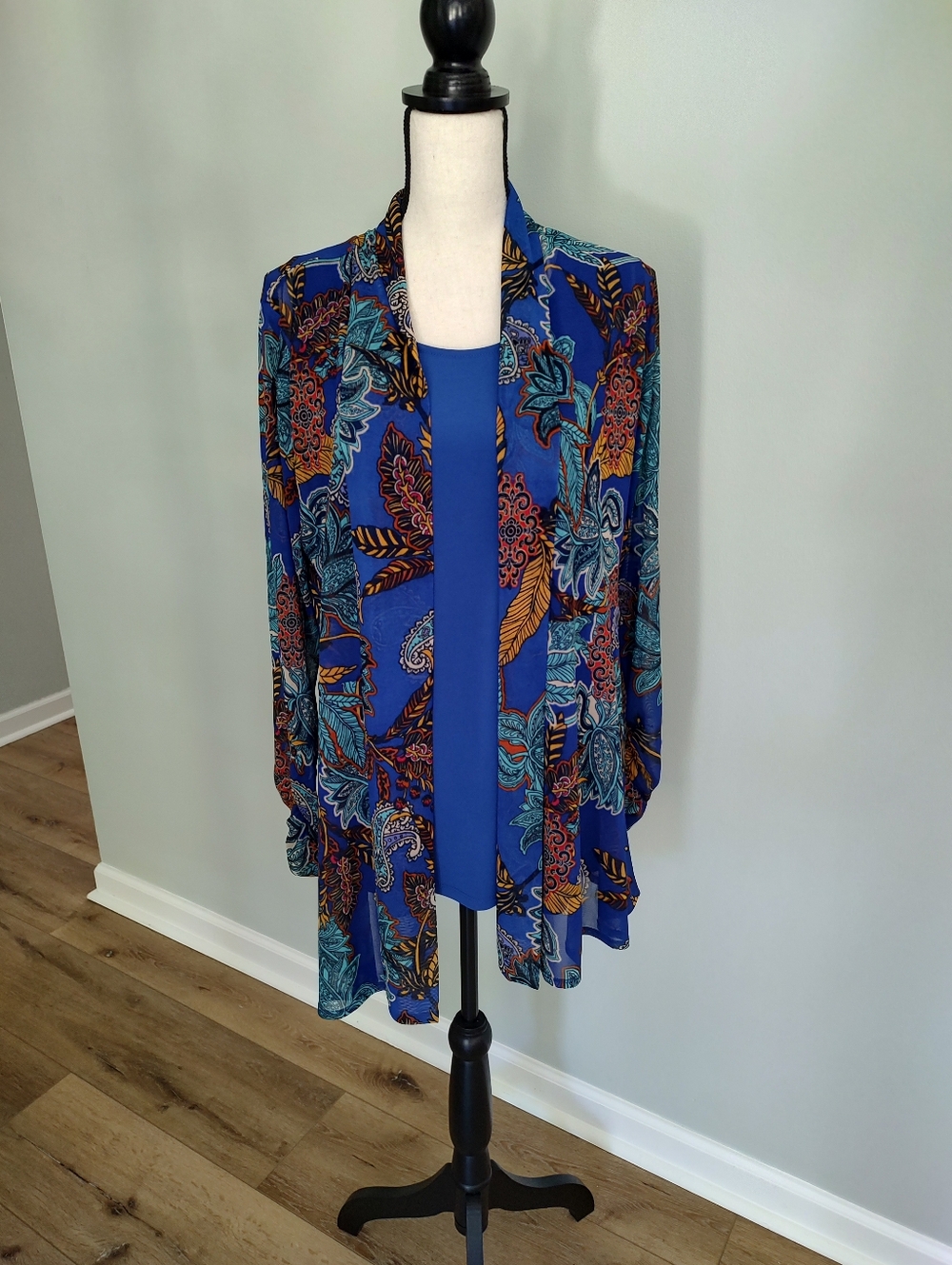 Susan Graver Two-piece Set Cobalt Blue Tank Top Semi-Sheer Floral Cardigan M